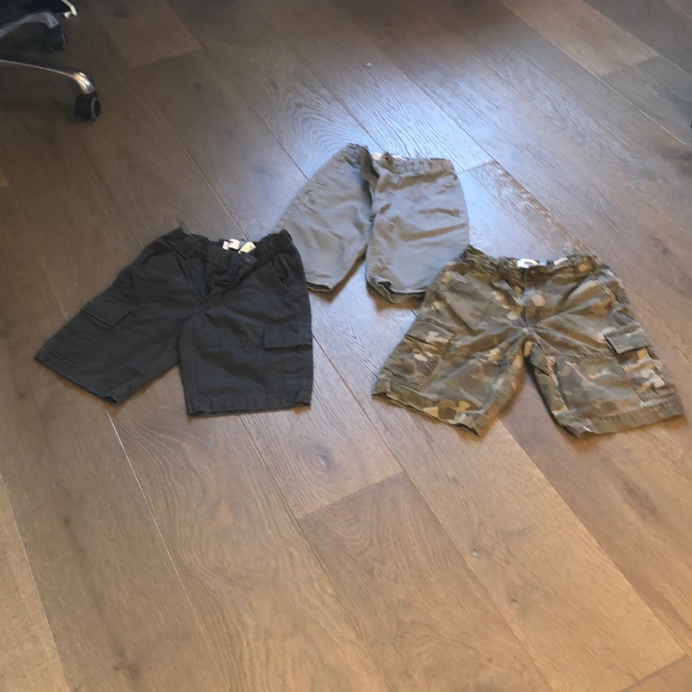 3 pairs of size 8 cargo shorts